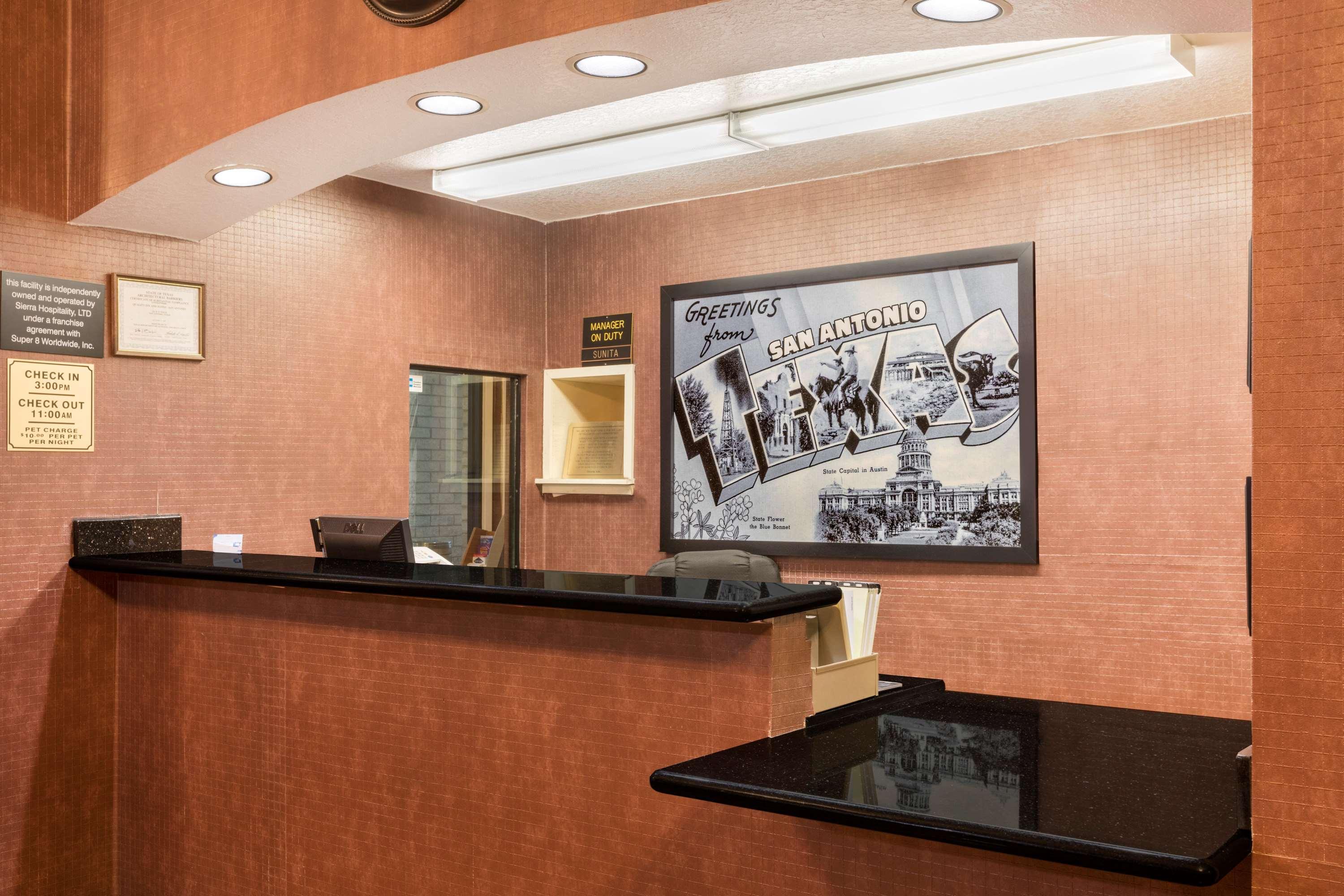 ซูเปอร์ 8 บาย วินด์แฮม ซานอันโตนิโอ แอท I-10 Motel ภายนอก รูปภาพ